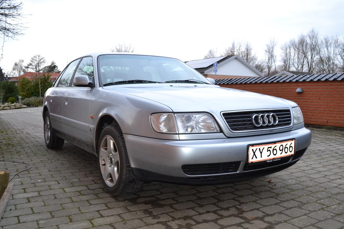 Audi A6 2.6 billede 4