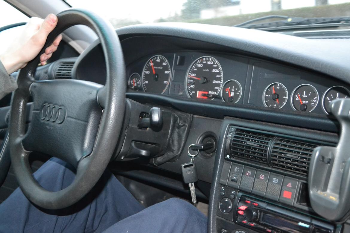 Audi A6 2.6 billede 15