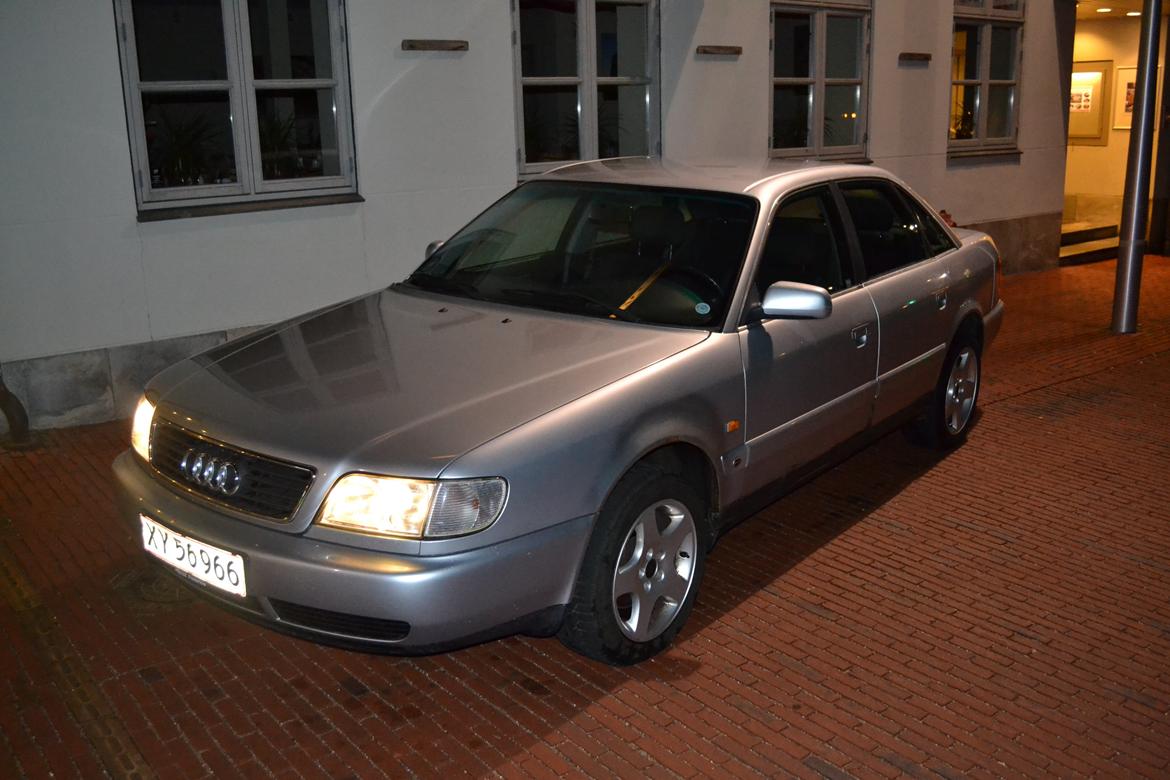 Audi A6 2.6 billede 7