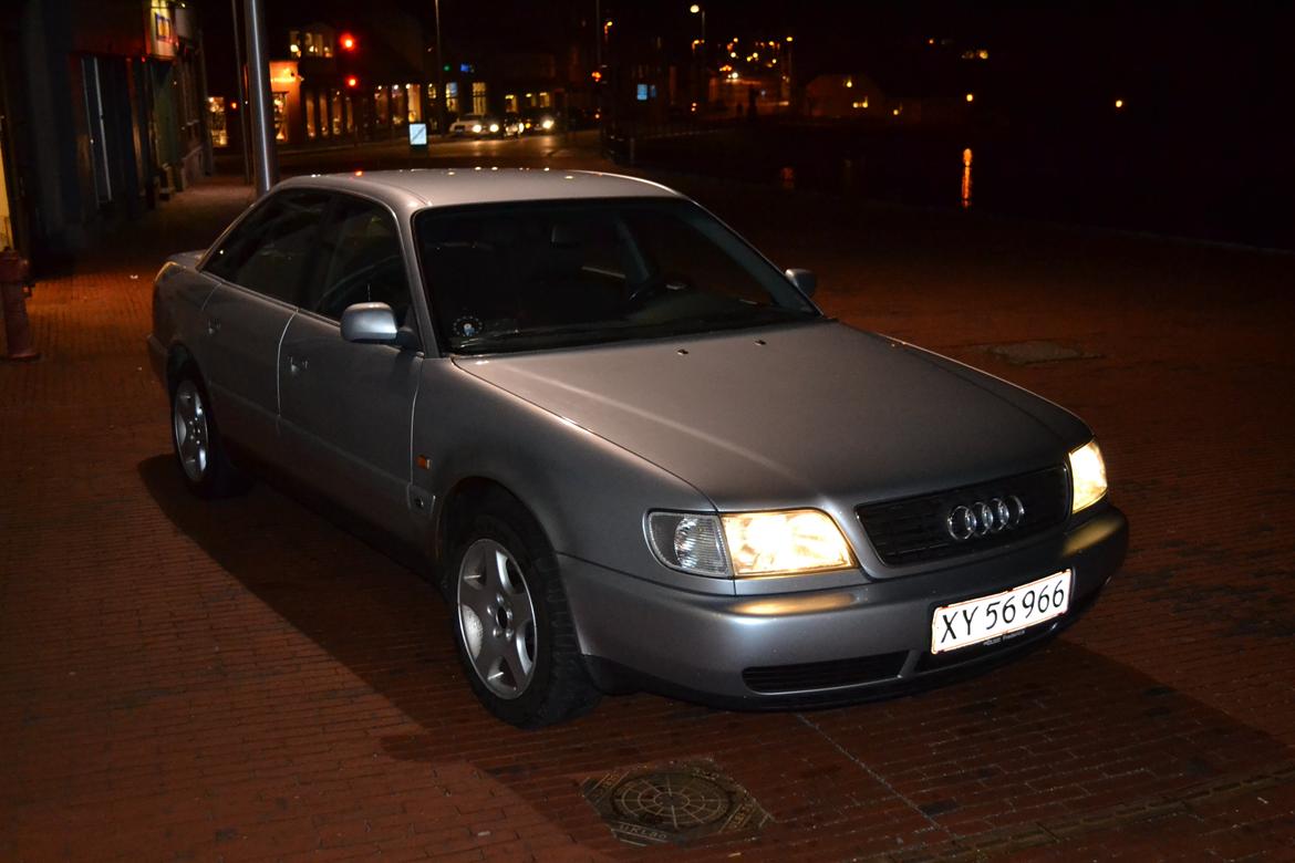 Audi A6 2.6 billede 6