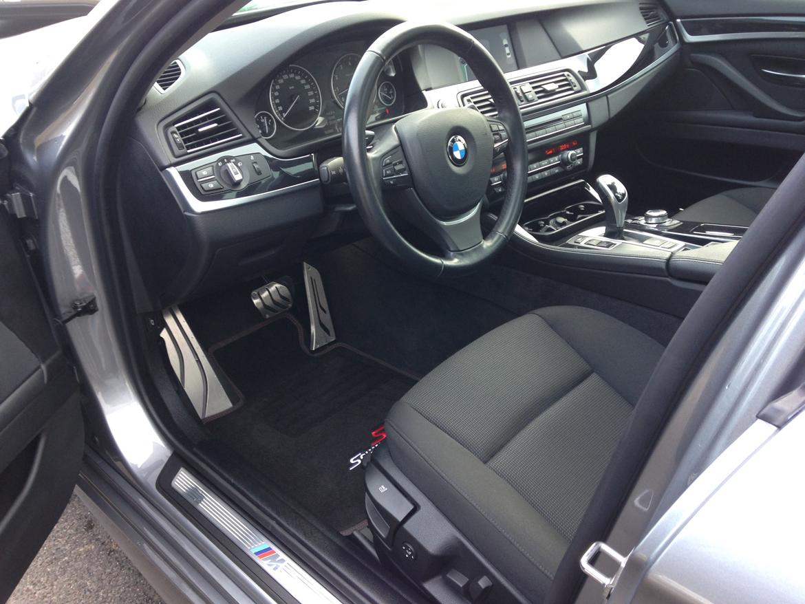 BMW F10 523i 3,0 SOLGT billede 23