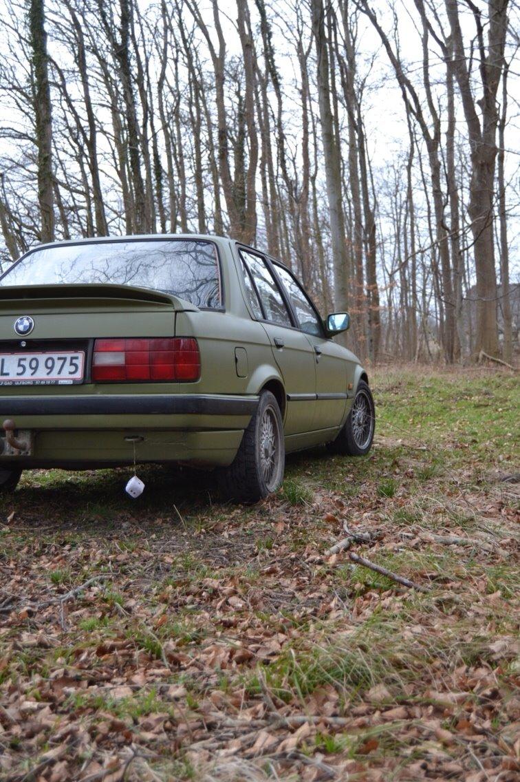 BMW E30 billede 5