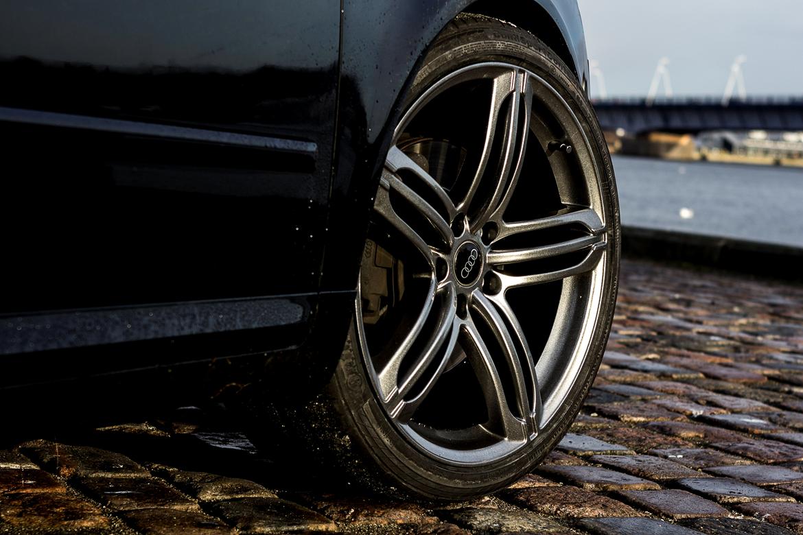 Audi A4 2,0T S-line <SOLGT> billede 11