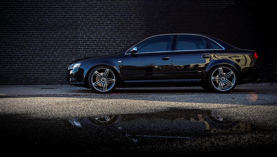 Audi A4 2,0T S-line <SOLGT> billede 3