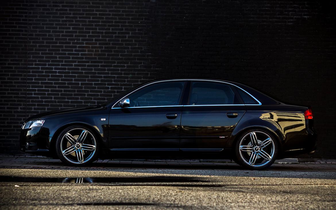 Audi A4 2,0T S-line <SOLGT> billede 16