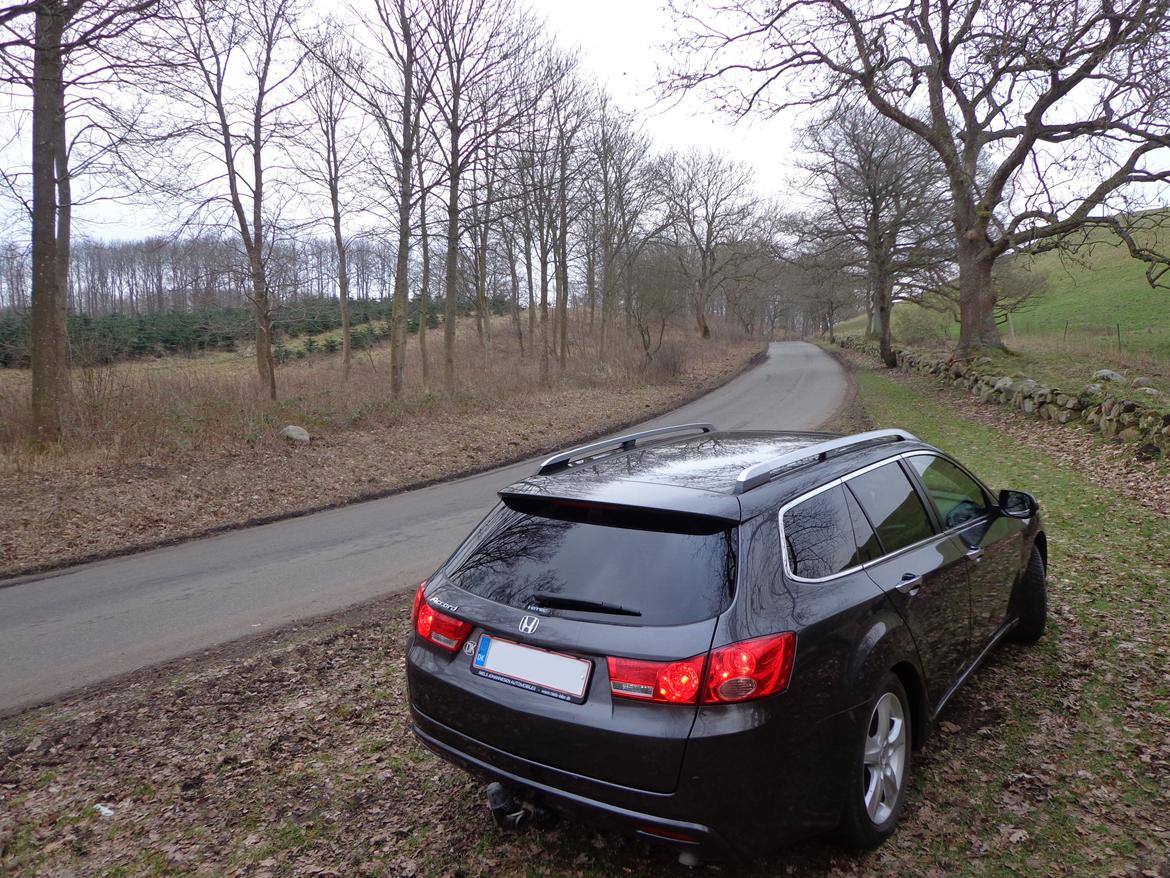 Honda Accord 2,2 i-DTEC Tourer Executive billede 3