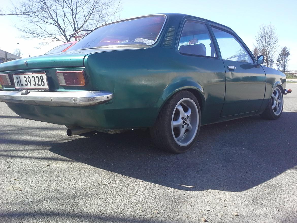 Opel Kadett c saloon billede 3