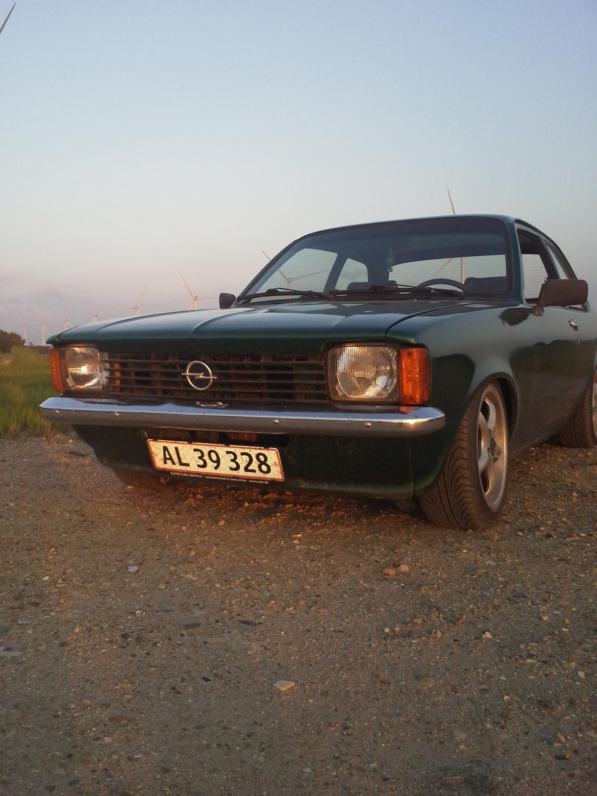 Opel Kadett c saloon billede 5