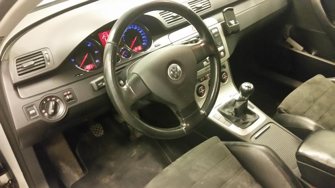 VW Passat 3C 2.0 Tdi Highline billede 12