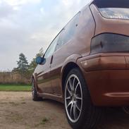 Peugeot 106 S16 GTI