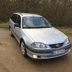 Toyota Avensis 1.8 VVT-I 16V STC