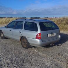 Ford Mondeo 2,0 16v GLX