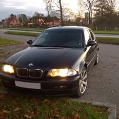 BMW 328i E46