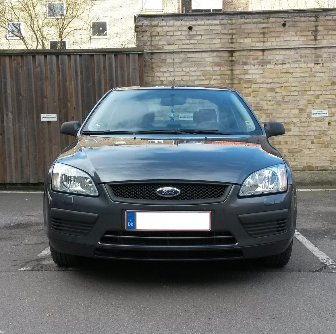 Ford Focus II Sedan billede 2