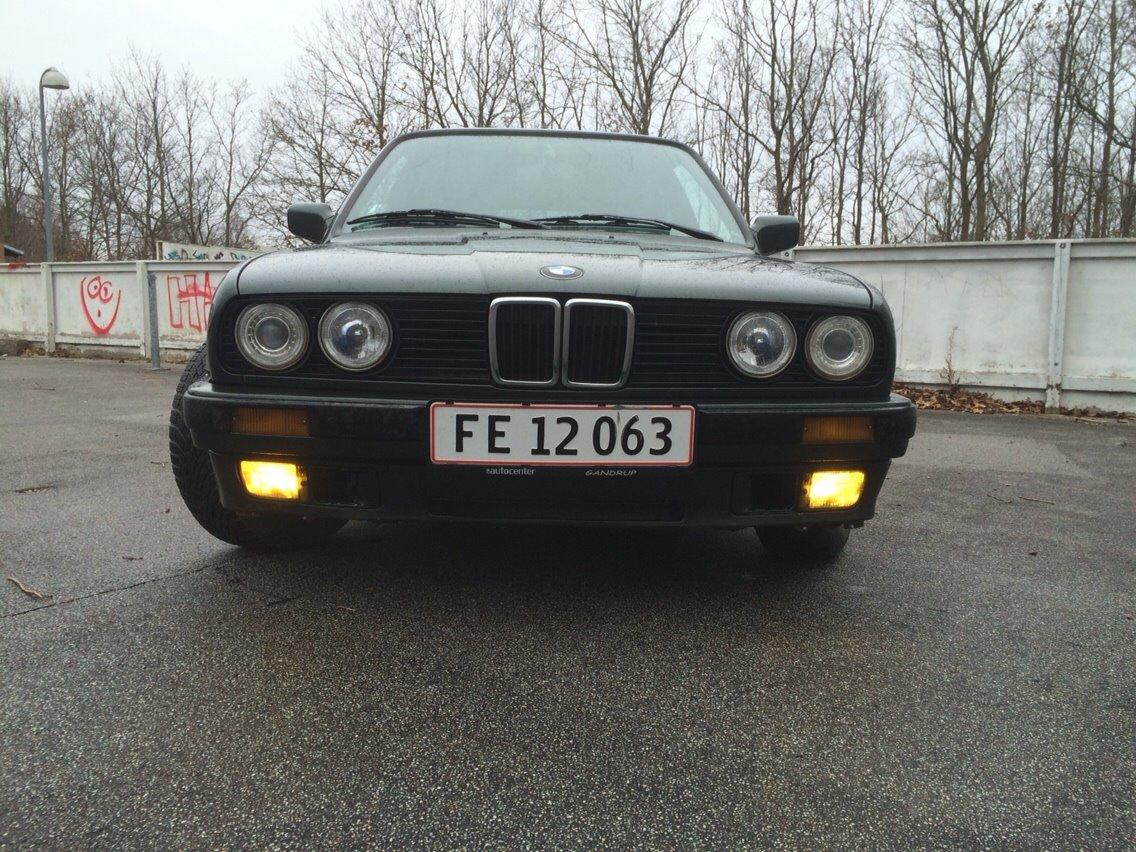 BMW E30 billede 4