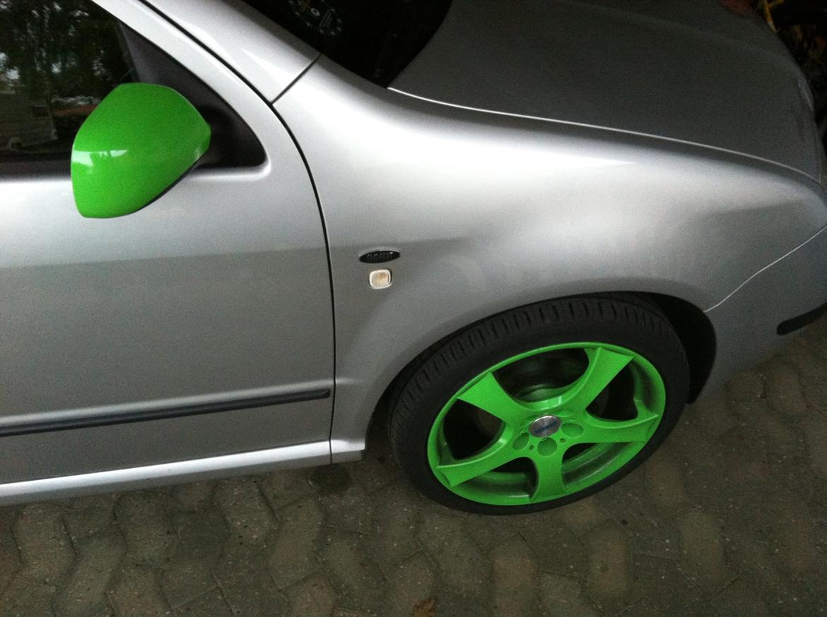 Skoda Fabia Combi - Det færdige resultat med foliespray billede 2