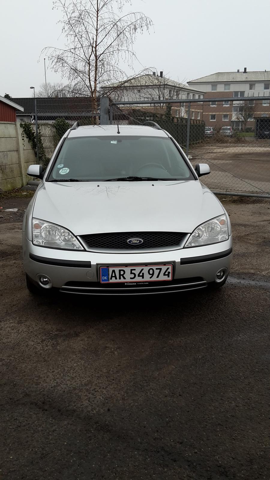 Ford Mondeo 2,6 V6 Ghia st.car billede 3