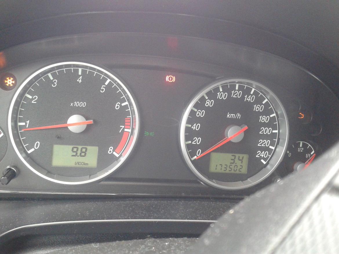 Ford Mondeo 2,6 V6 Ghia st.car billede 15