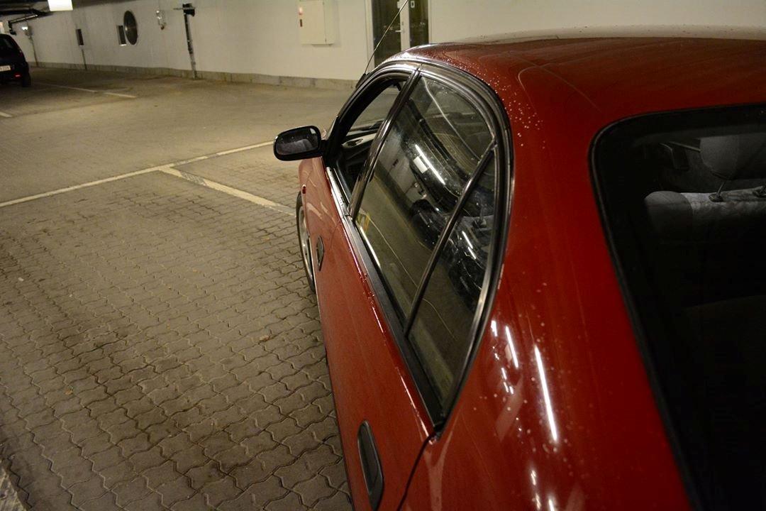 Toyota Carina E (solgt) billede 10