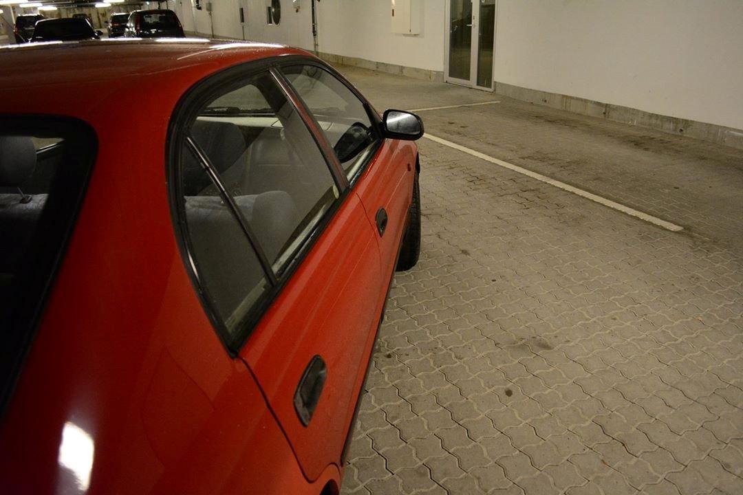 Toyota Carina E (solgt) billede 13