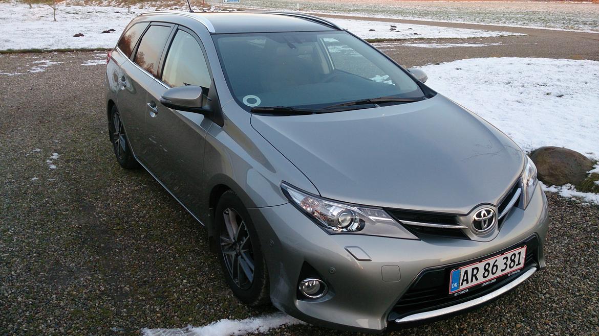 Toyota Auris Touring Sports T2 Premium Comfort Skyview 1G billede 15