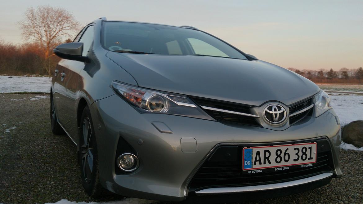 Toyota Auris Touring Sports T2 Premium Comfort Skyview 1G billede 16