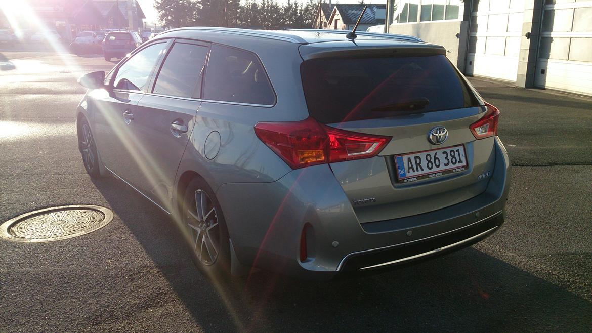 Toyota Auris Touring Sports T2 Premium Comfort Skyview 1G billede 17