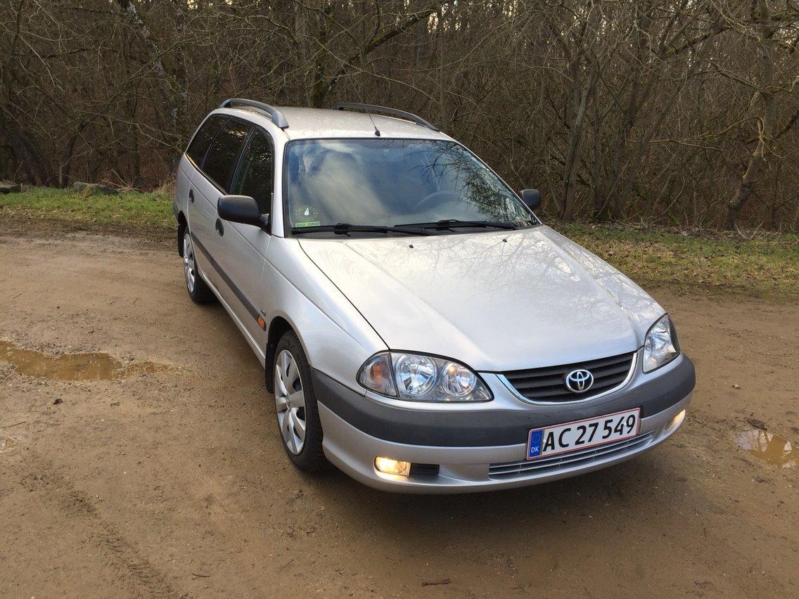 Toyota Avensis 1.8 VVT-I 16V STC billede 1