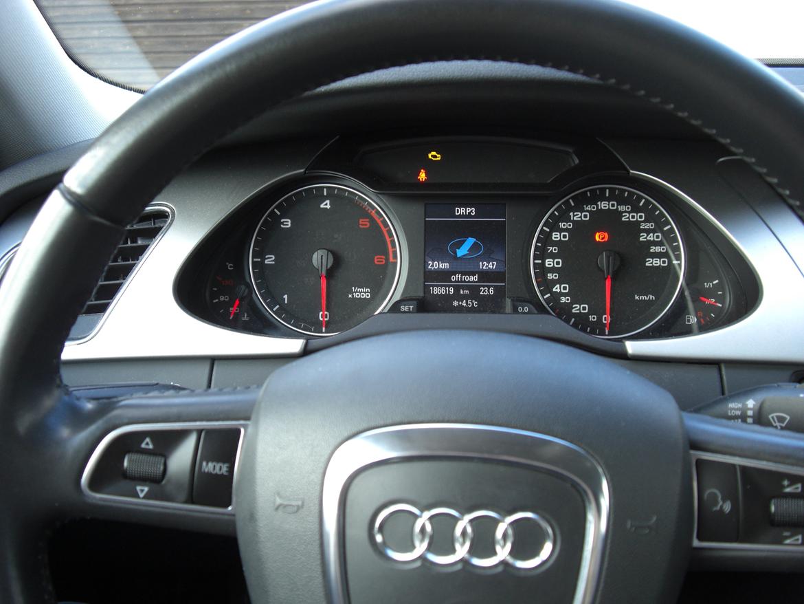 Audi A4 2,0 TDI - Sedan (B8/8K2) billede 9