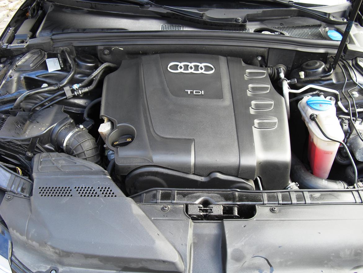Audi A4 2,0 TDI - Sedan (B8/8K2) billede 3
