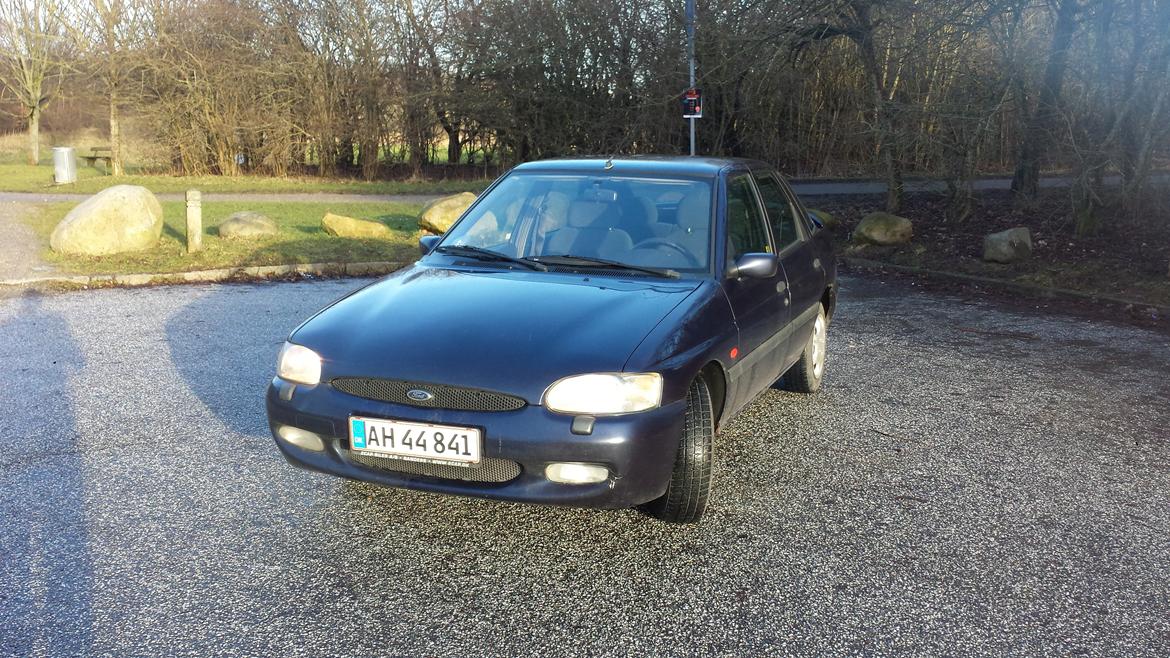 Ford Escort 1.6 16v CLX 5d billede 5