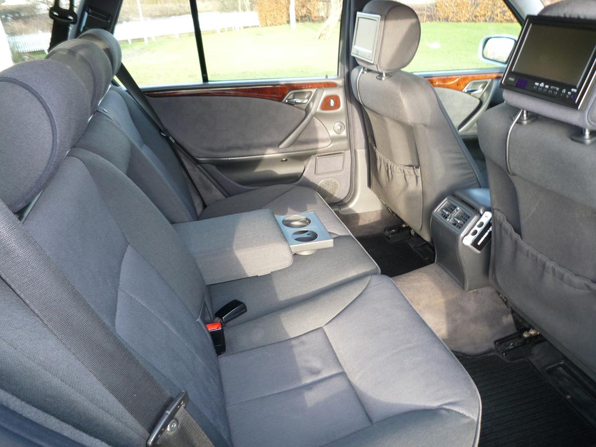 Mercedes Benz E 270 CDI Aut. Elegance stationcar. SOLGT. billede 16