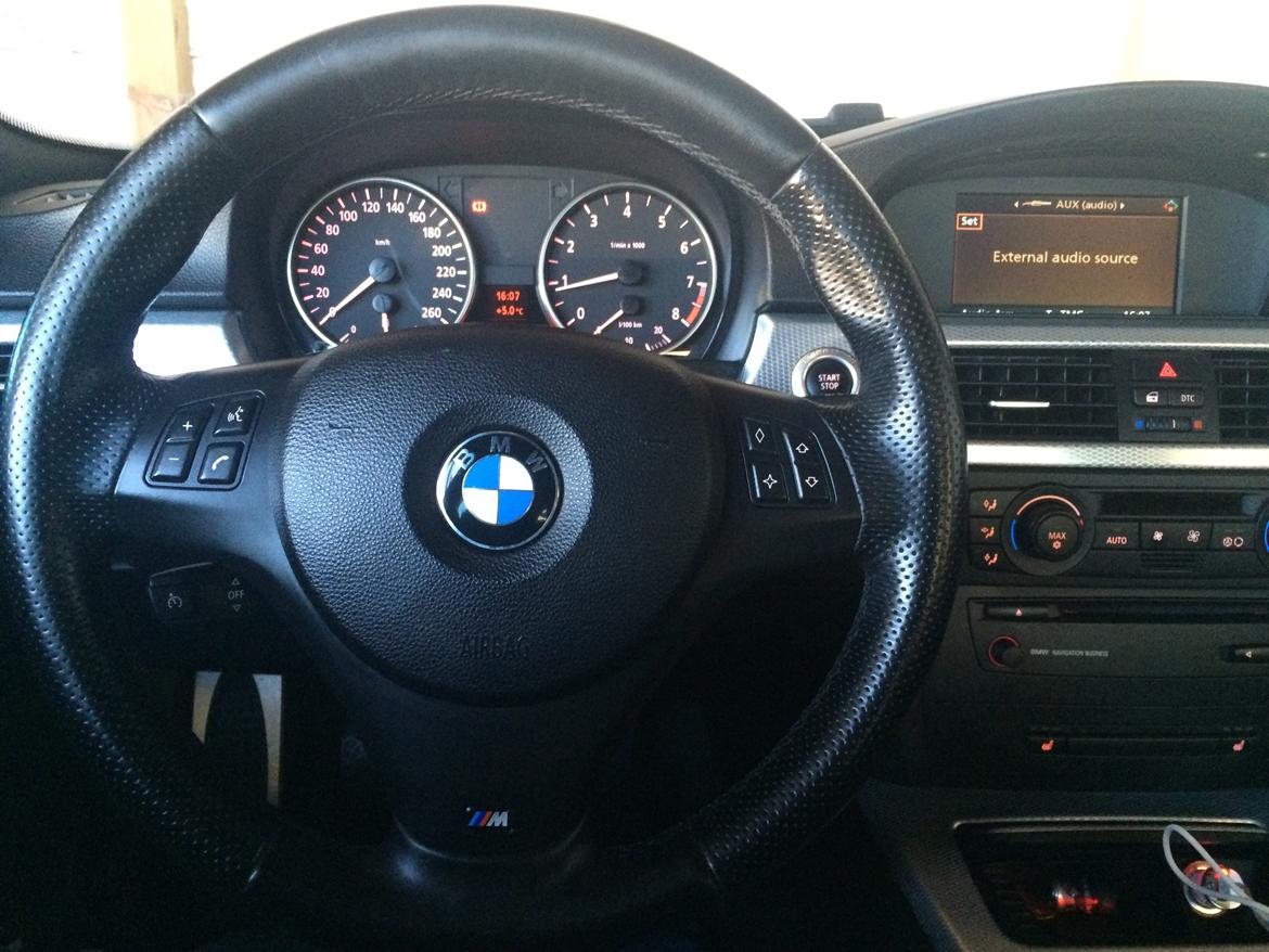 BMW 320si billede 2