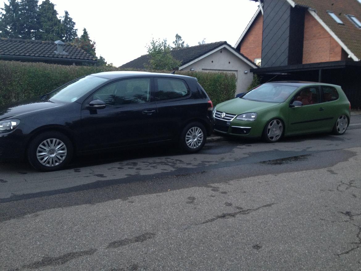 VW Golf VI / 6  3. Dørs - Std sammen med mig Golf 5'er airride billede 23