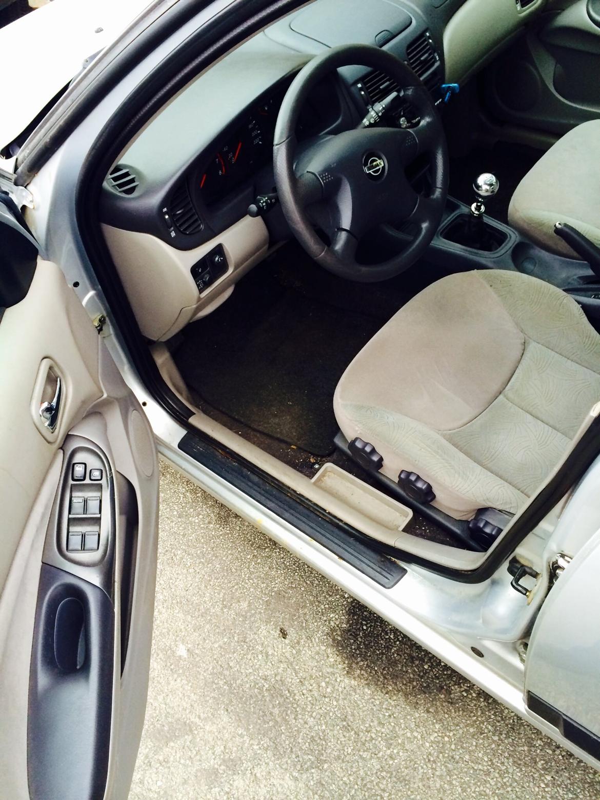 Nissan Almera Comfort  med TwinCam ( Tidl Bil ) billede 13