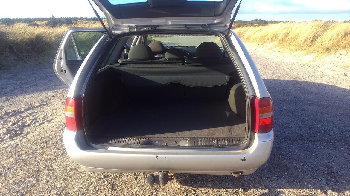 Ford Mondeo 2,0 16v GLX billede 4