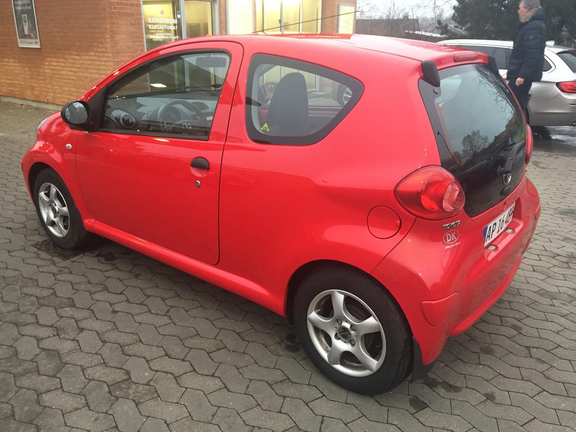 Toyota Aygo 1,0 VVT-I T1 billede 3