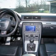 Audi A4 3,0 V6 TDI Quattro S-line 300HK