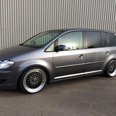 VW Touran 7-pers - Oldschool Stance - Solgt
