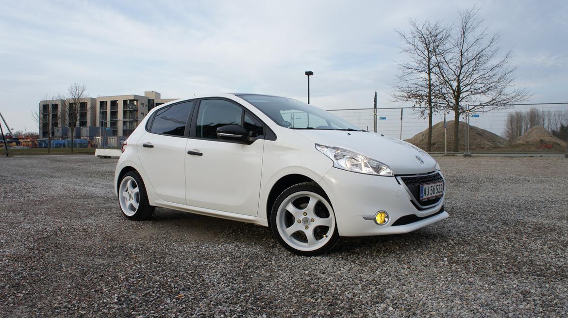Peugeot 208 Champion Air billede 3