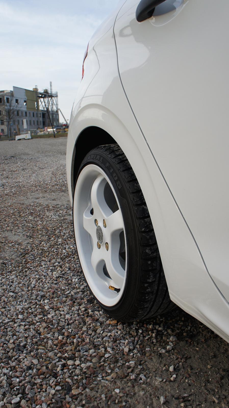 Peugeot 208 Champion Air - Gamle Rial 8x17 som har fået nyt liv. I recycle wheels billede 4