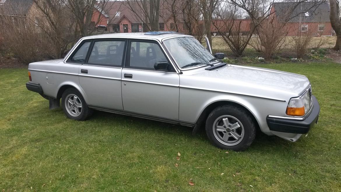 Volvo 244 GLE billede 3