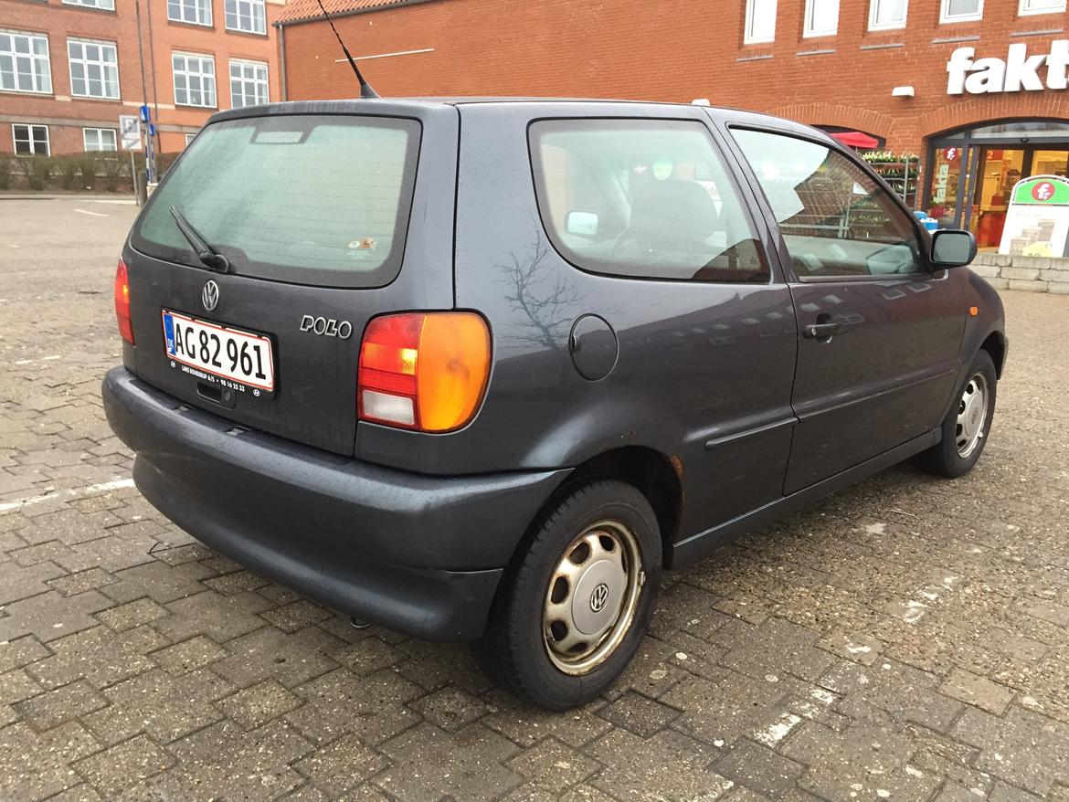 VW Polo 1,6 *Solgt* billede 2