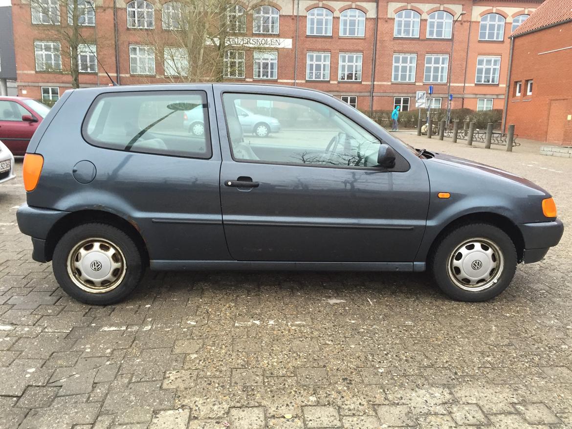 VW Polo 1,6 *Solgt* billede 3