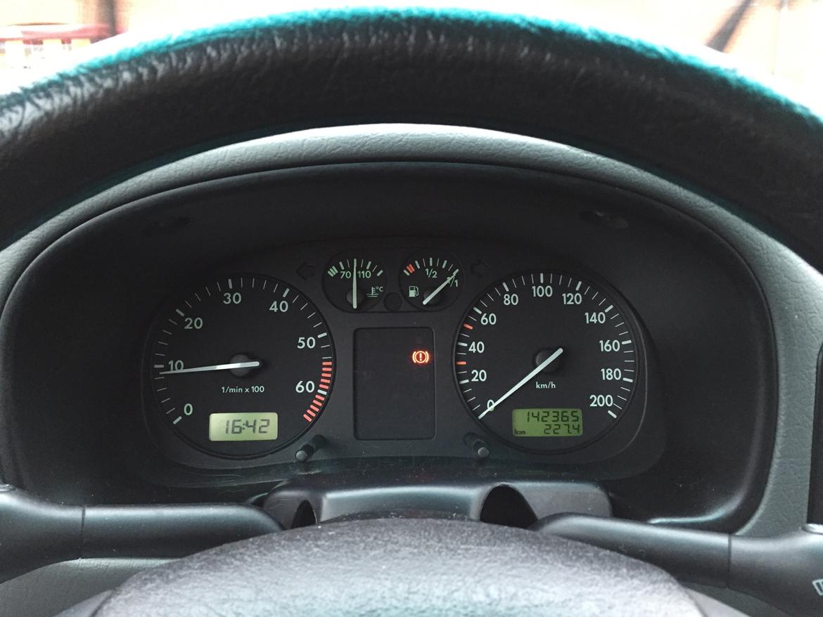 VW Polo 1,6 *Solgt* billede 10