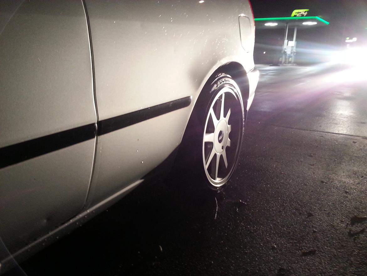 Toyota Corolla E11 billede 7