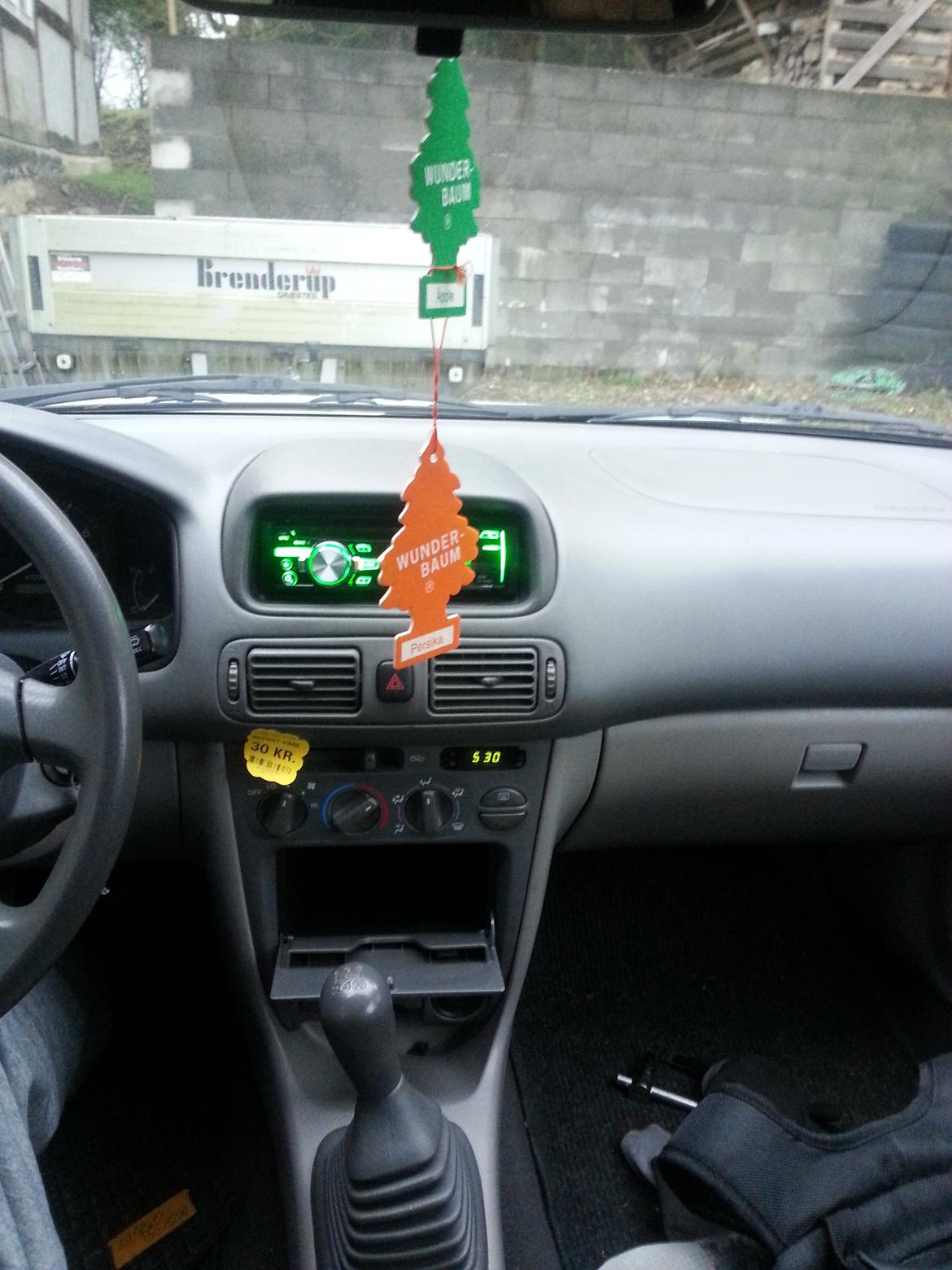 Toyota Corolla E11 billede 15