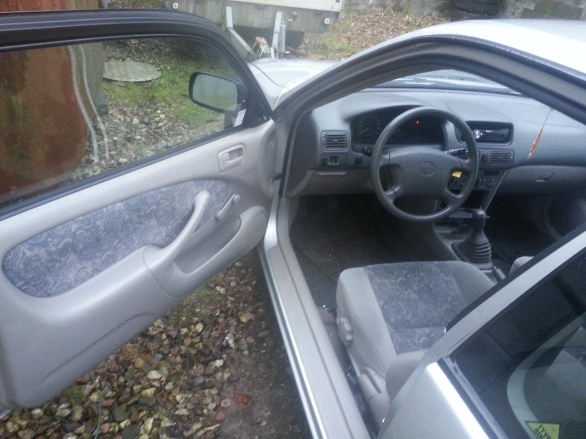 Toyota Corolla E11 billede 16