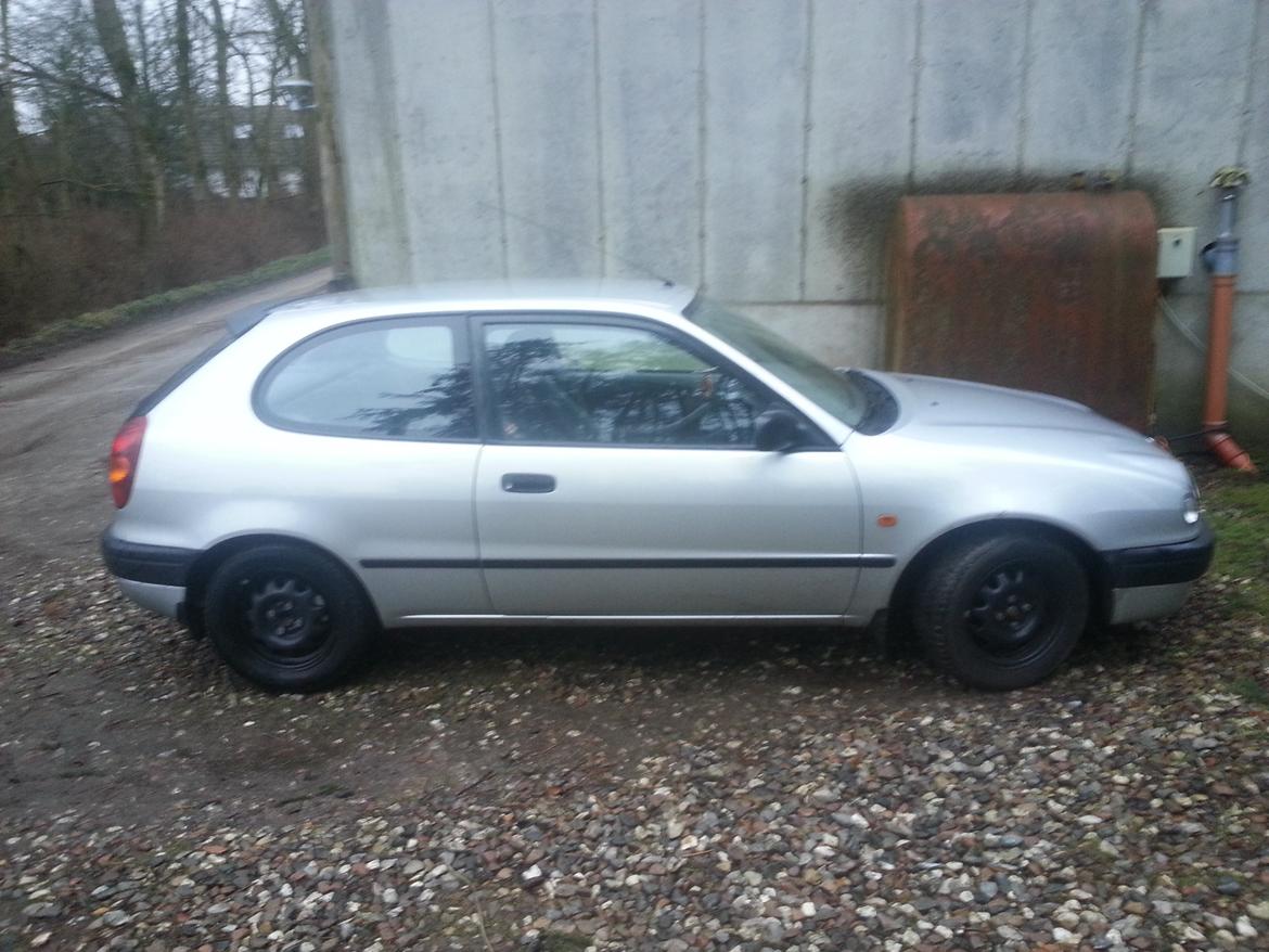 Toyota Corolla E11 billede 24