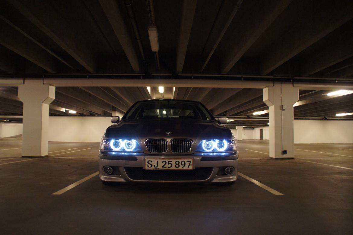 BMW E39 523i billede 4